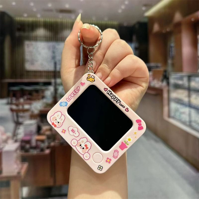 Kids Toys In Wholesale - かわいいミニ磁気ドゥードルボードキーホルダー、子供用バックパックペンダント消せる落書きおもちゃ、学生向け小型減圧ギフト卸売