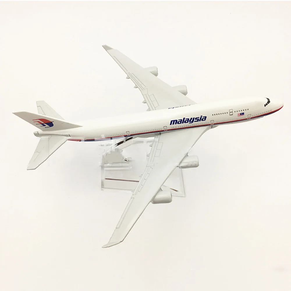 1/400 スケール航空機ボーイング 747 マレーシア 1 - Kids Toys Malaysia のレビューと価格