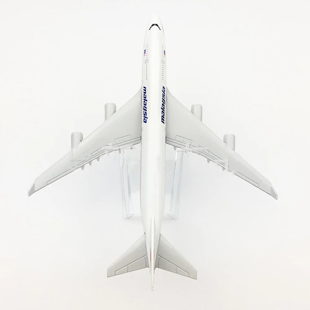 1/400 スケール航空機ボーイング 747 マレーシア 1 - Kids Toys Malaysia のレビューと価格