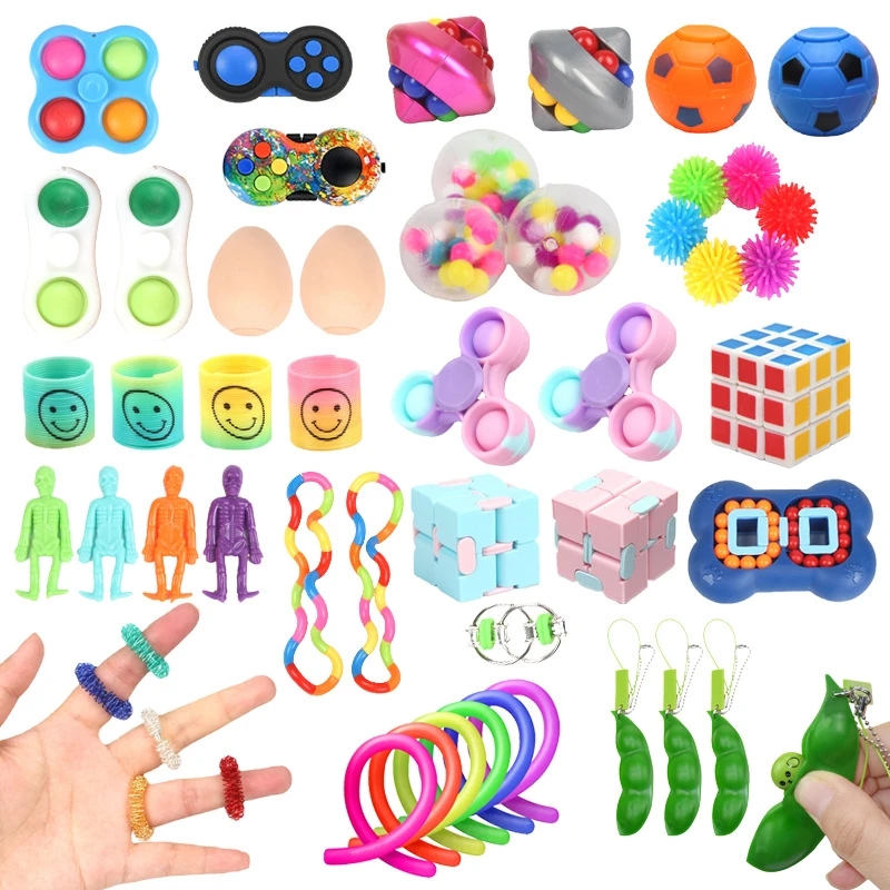 ランダムミステリーフィジェットおもちゃバッグパック子供用、安 - Kids Toys Low Price のレビューと価格
