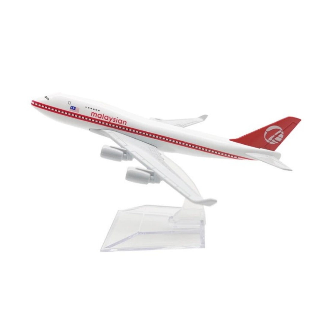 飛行機B747模型玩具子供用航空機赤色B747マレーシア航空 - Kids Toys Malaysia のレビューと価格