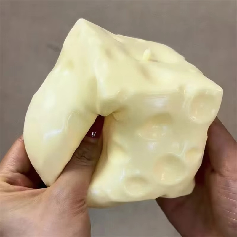 ミルクイエローチーズスクイーズストレス解消おもちゃ 超ソフト - Kids Toys Yellow のレビューと価格
