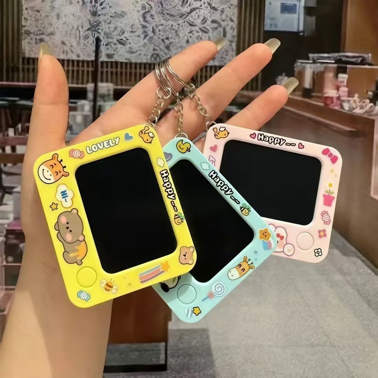 かわいいミニ磁気ドゥードルボードキーホルダー、子供用バックパ - Kids Toys In Wholesale のレビューと価格